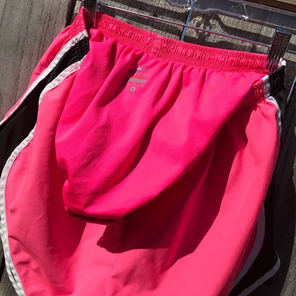 Nike Dri-Fit lined running shorts - Picture 4 of 4